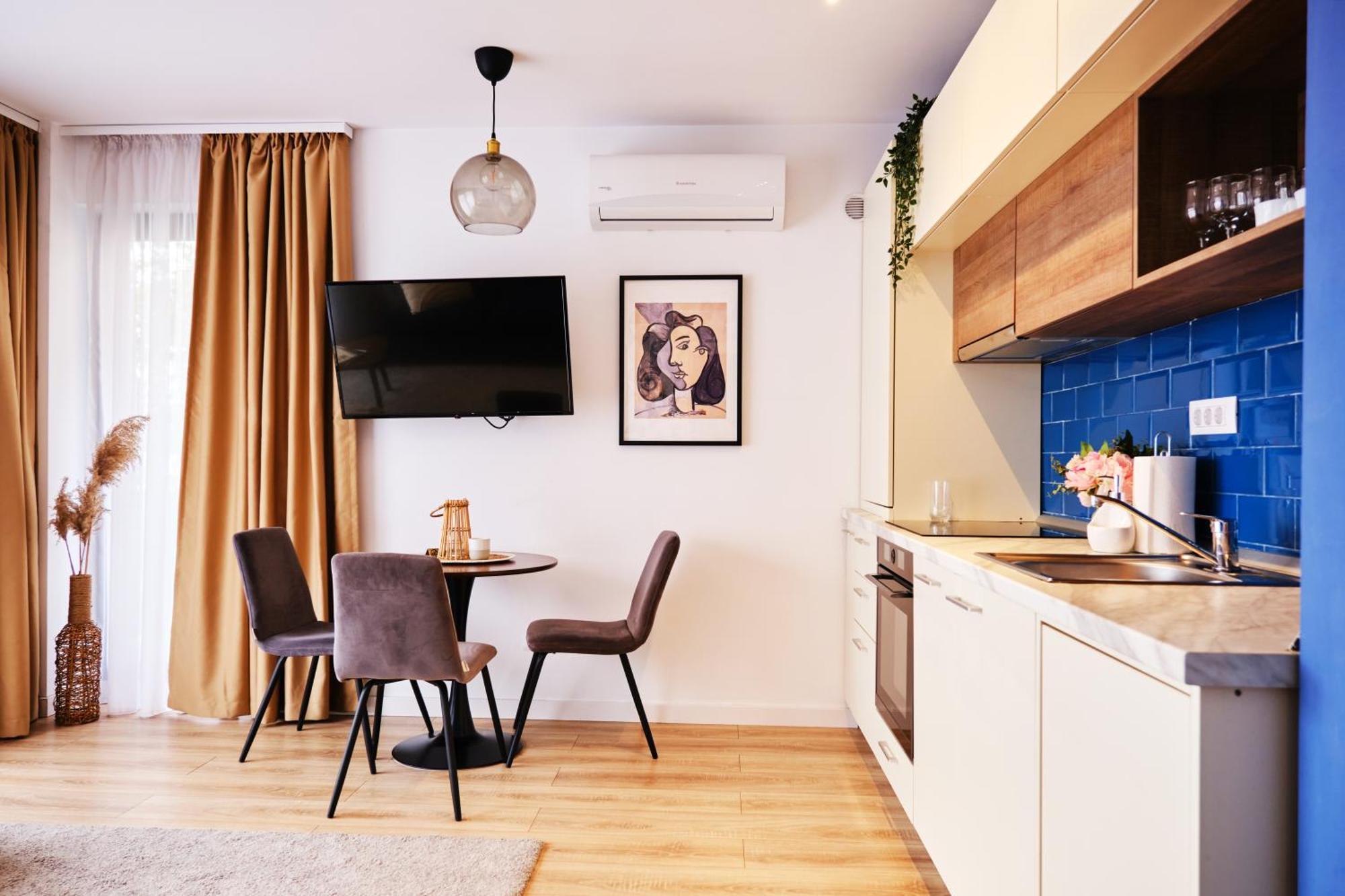 יאשי Cubrio Apartments חדר תמונה