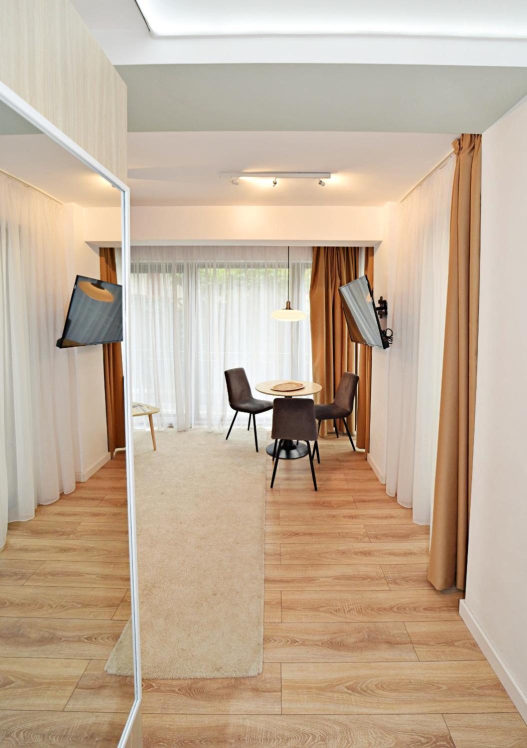 יאשי Cubrio Apartments חדר תמונה